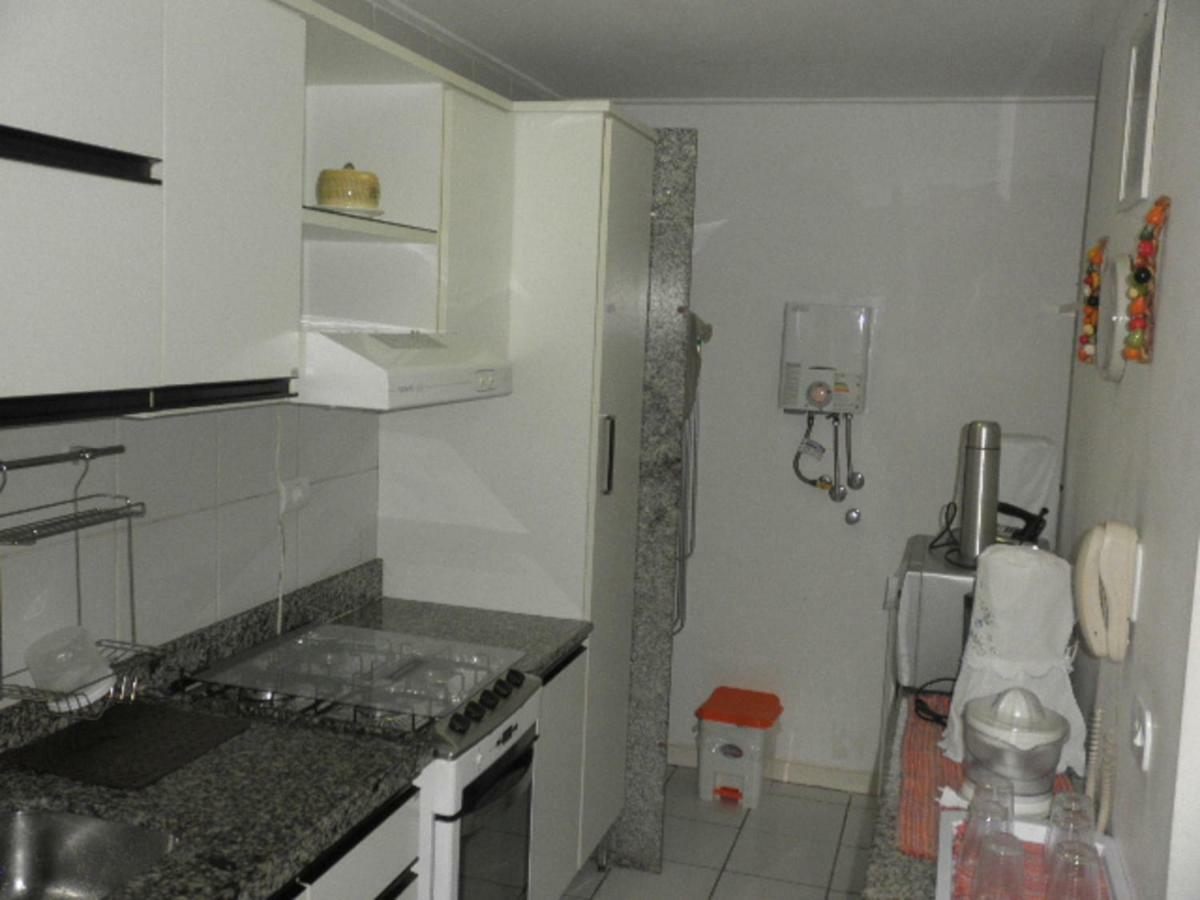 Na Beira Mar De Pajucara- Edif Neo- Apartamento Quarto E Sala- Tem Varanda - Vista Lateral Do Mar- Rua Julio Plech Filho 60 Esquina Com Avenida Doutor Antonio Gouveia - Consumo Eletrico E Pago No Ckeck-Out 1Kwh E 1,35 Reias Maceió 外观 照片