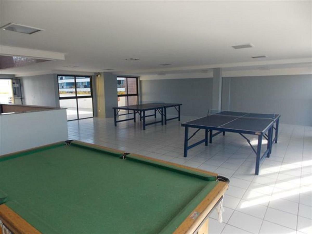 Na Beira Mar De Pajucara- Edif Neo- Apartamento Quarto E Sala- Tem Varanda - Vista Lateral Do Mar- Rua Julio Plech Filho 60 Esquina Com Avenida Doutor Antonio Gouveia - Consumo Eletrico E Pago No Ckeck-Out 1Kwh E 1,35 Reias Maceió 外观 照片