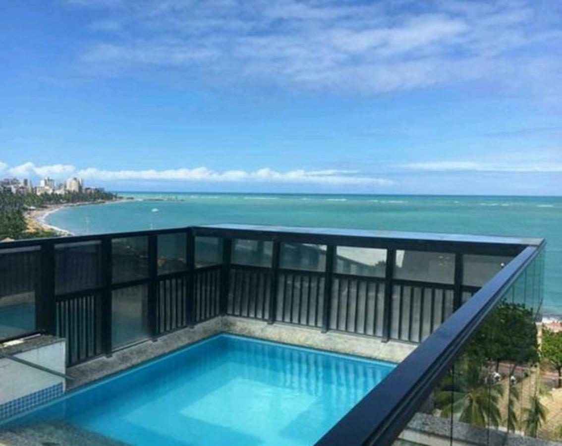 Na Beira Mar De Pajucara- Edif Neo- Apartamento Quarto E Sala- Tem Varanda - Vista Lateral Do Mar- Rua Julio Plech Filho 60 Esquina Com Avenida Doutor Antonio Gouveia - Consumo Eletrico E Pago No Ckeck-Out 1Kwh E 1,35 Reias Maceió 外观 照片